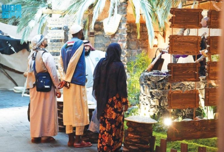 متحف السيرة النبوية يستقطب الزوار الحجاج