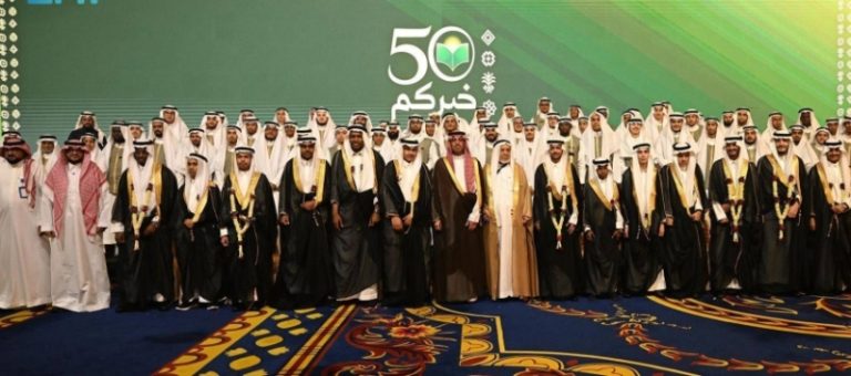 محافظ جدة يدعم حفلي القرآن والأحياء
حفلي القرآن والأحياء برعاية محافظ جدة
رعاية محافظ جدة لحفلي القرآن والأحياء