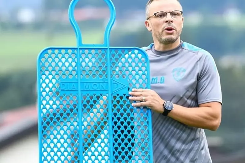 مدرب المغرب يؤكد احترامه لمنتخب مصر ويعلن أن “الواقعية” سلاحهم في المباراة