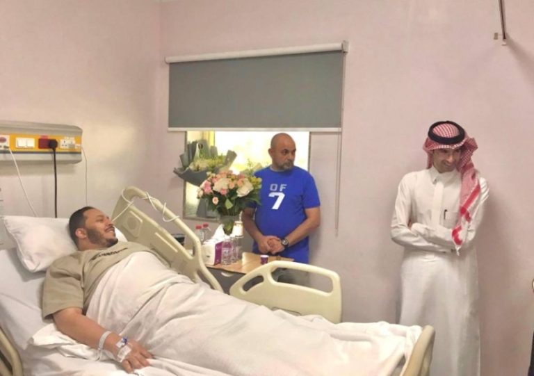 مدير “بيئة مكة” يتفقد صحة مدير مكتب الوزارة بالعاصمة المقدسة
