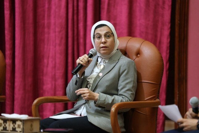 مديرة «الهلال الأحمر» تشدد على أهمية الأسرة في غرس القيم لدى الشباب بمنتدى مرصد الأزهر
