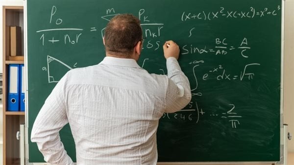 مسابقة معلمي الحصة 2025: الشروط ومواعيد التقديم المقررة