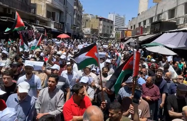 مسيرة حاشدة تتحدى الصهيونية في وسط البلد – فيديو #عاجل