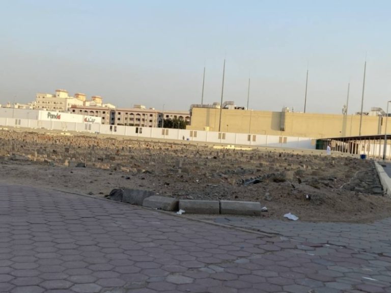 مطالبات بتوسعة المقابر وزيادة الخدمات في جدة