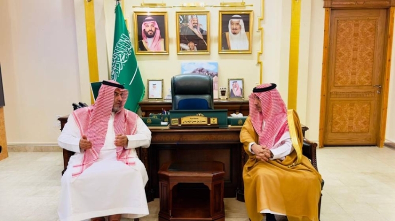 مُحافظ الليث يستعرض مشروع التحول في إدارة التعليم بالمحافظة