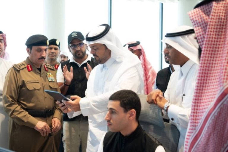نائب منطقة مكة يتفقد جاهزية المشاعر المقدسة لموسم حج 1446هـ