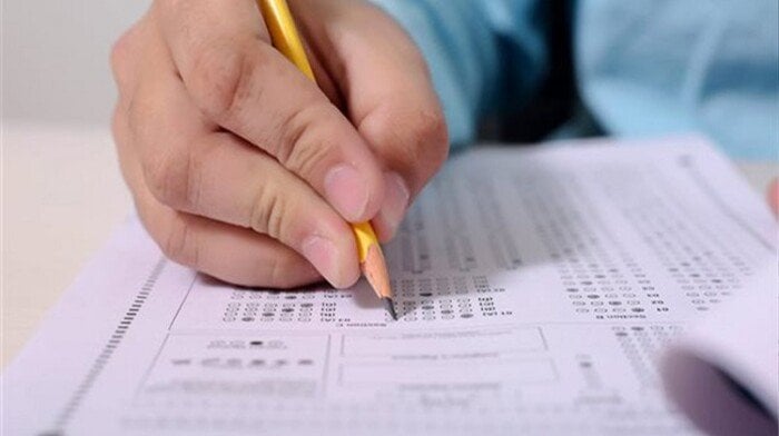 نماذج امتحانات جديدة للثانوية العامة في اللغة العربية 2025