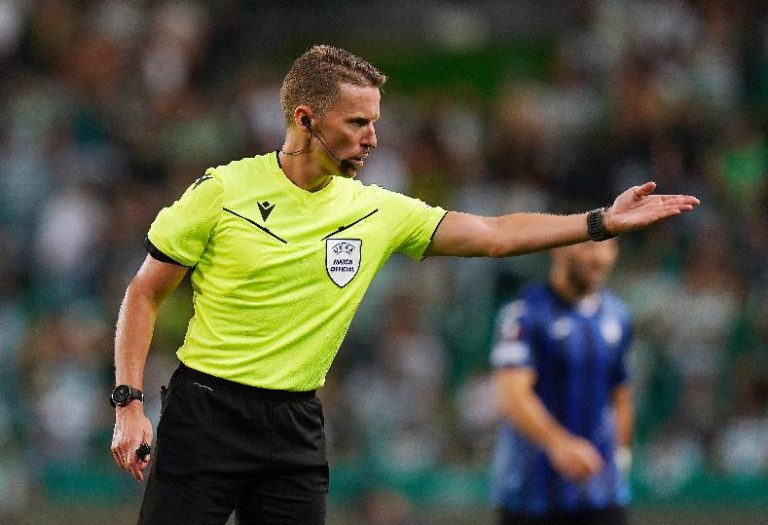 هيرنانديز يتولى مهمة التحكيم في الكلاسيكو المرتقب بين برشلونة وريال مدريد