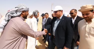 وزير الإسكان يتفقد مشروعات الساحل الشمالي الغربي وأعمال “رأس الحكمة”