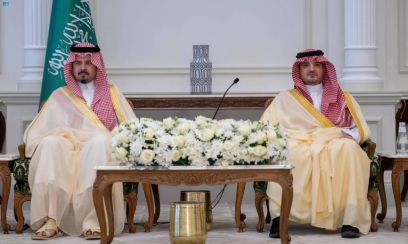 وزير الداخلية يوجه تحيات القيادة لأهالي المدينة المنورة