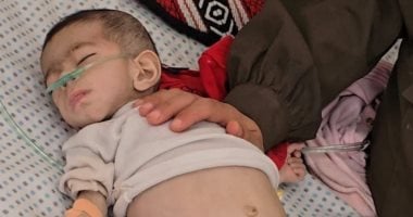 وفاة مأساوية لطفلة غزة تجسد معاناة المجاعة وارتفاع العدد إلى 54 طفلاً