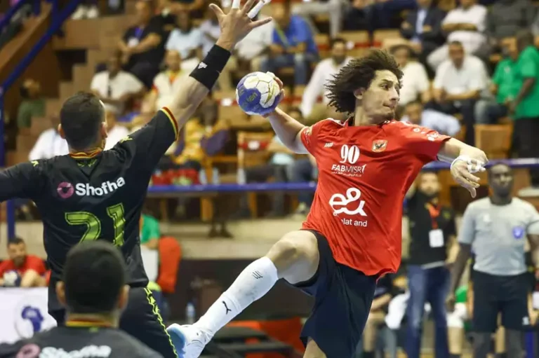 يد الأهلي تعبر الترجي وتحتل صدارة المجموعة في بطولة أفريقيا لأبطال الكؤوس