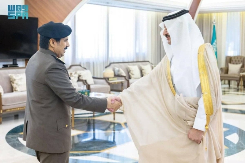 أمير الشرقية يثمن جهود رجال الأمن ويحتفي بالمساهمين في الإنجازات الأمنية