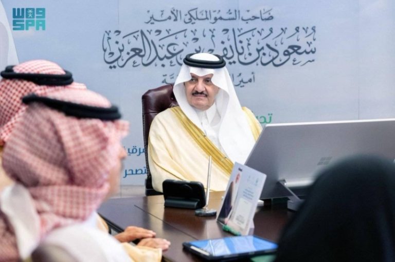 أمير الشرقية يدعم إطلاق مبادرتين “بيئية واجتماعية” لتنمية الغطاء النباتي وجمعية البر بالمنطقة