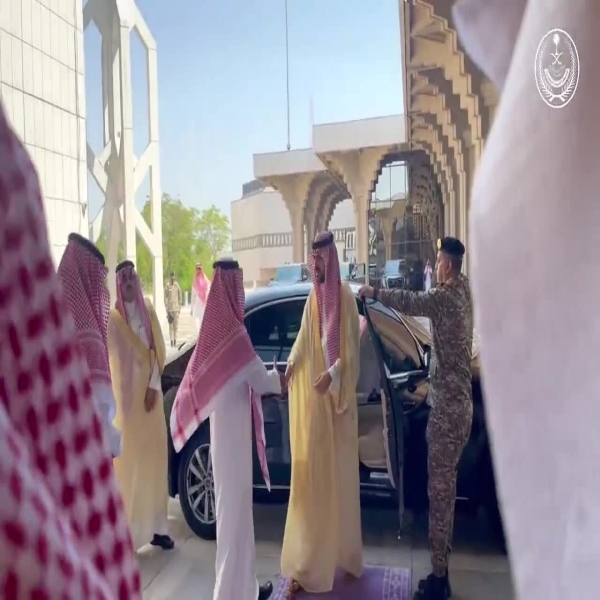 أمير الشرقية يرحب بمهنئي عيد الأضحى من منسوبي الإمارة
