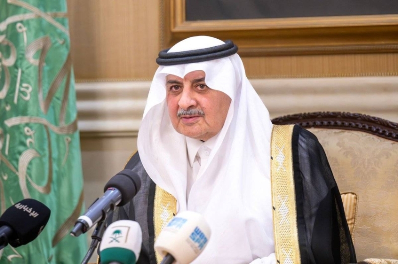 أمير تبوك يبرز فخر الجميع بتكريمه المشاركين في أعمال الحج