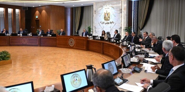 اجتماع هام لرئيس الوزراء حول ضبط الأسواق وأسعار السلع