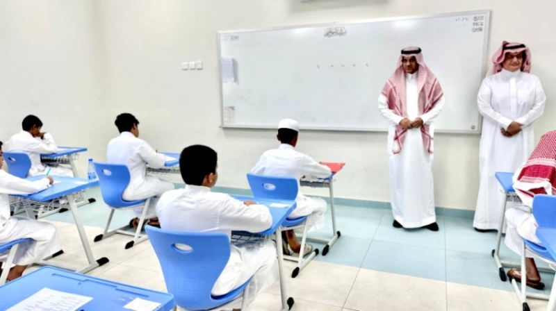 اختبارات نهاية الفصل الدراسي الثالث تستقطب 200 ألف طالب وطالبة بالطائف