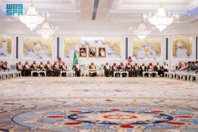 استقبال أمير القصيم للمشاركين في خدمة ضيوف الرحمن موسم حج 1446هـ