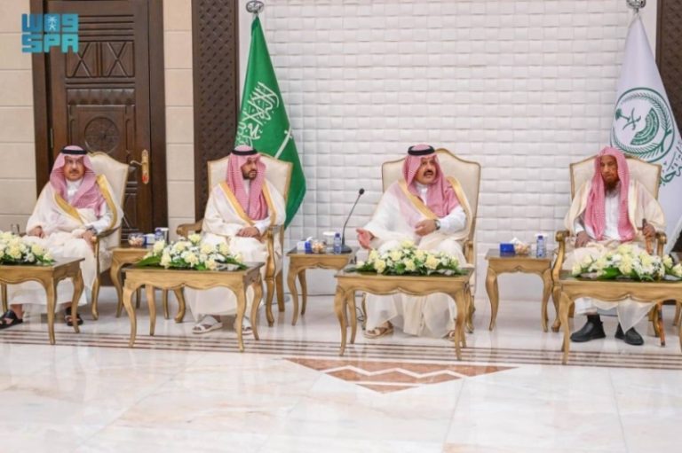 استقبال أمير منطقة حائل المهنئين بعيد الأضحى