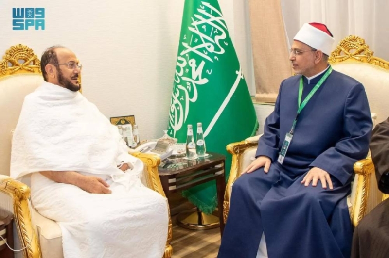 استقبال مميز للدكتور عبداللطيف آل الشيخ للدكتور سلامة والدكتور رمضان
