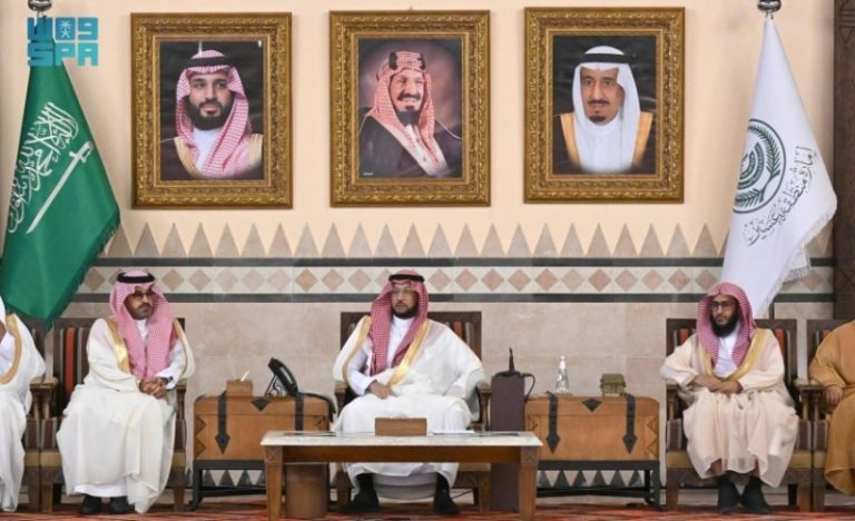 استقبال نائب أمير عسير للمهنئين بعيد الأضحى
