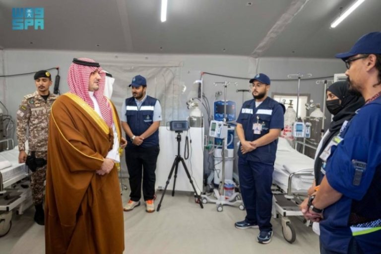 افتتاح المستشفى الميداني في مشعر عرفات برعاية وزير الداخلية
