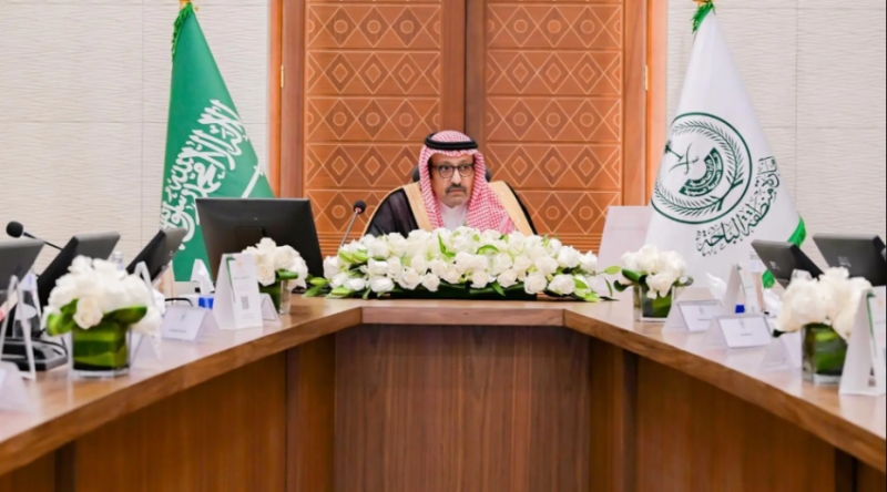 الأمير حسام بن سعود يتولى رئاسة الاجتماع الثاني للجنة العليا لصيف الباحة 2025