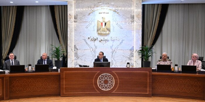 الحكومة تواصل جهود إطلاق «بث تجريبي» للمنصة الإلكترونية لتراخيص الاستثمار