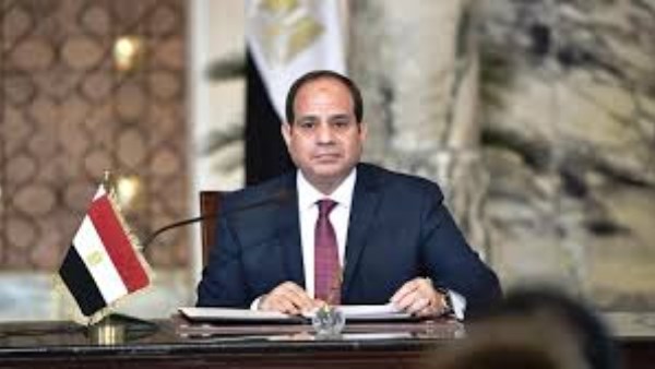 الرئيس السيسي يرسل مندوبًا للتعزية في وفاة السيدة أميرة الدمياطي