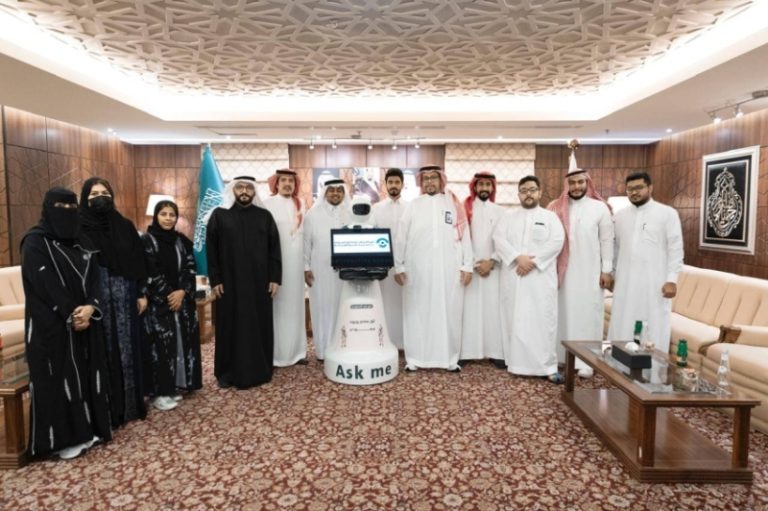 انطلاقة جديدة: 5 مبادرات مبتكرة للذكاء الاصطناعي في مخيمات المشاعر المقدسة