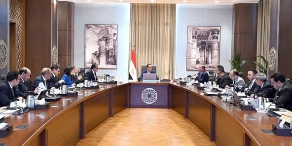 تأكيد رئيس الوزراء على أهمية توفير مخزون آمن من الأدوية والمستلزمات الطبية