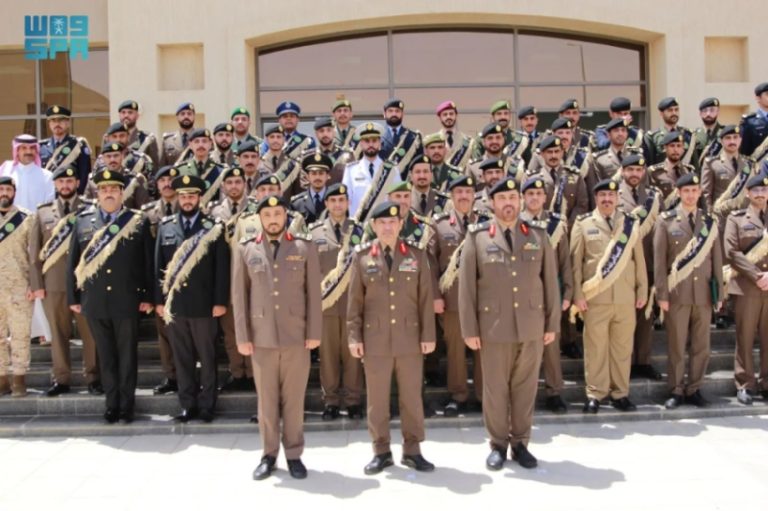 تخريج 63 متدربًا في برامج الدبلوم العالي بأكاديمية الأمير نايف بن عبدالعزيز يحتفي به “مكافحة المخدرات”