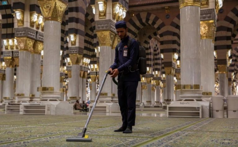 تسهيلات جديدة لحركة الحشود وزيارة الروضة في المسجد النبوي