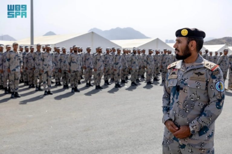 تفقد اللواء الركن شايع الودعاني مراكز حرس الحدود بالمشاعر المقدسة