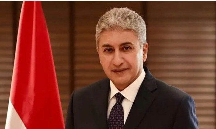 تفقد وزير السياحة مخيمات الحجاج بعرفات وأشاد بجهود البعثة في مواجهة الحرارة