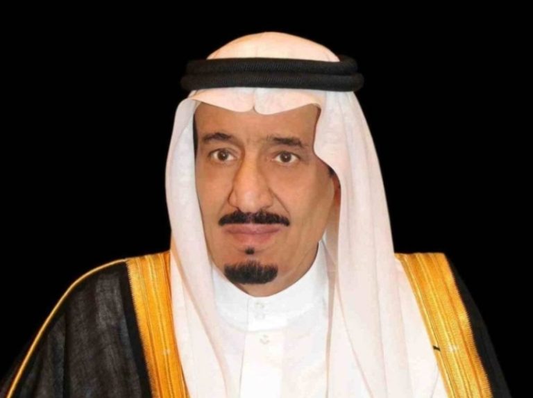 تكريم المنشآت الفائزة بجائزة الملك عبدالعزيز للجودة في دورتها السابعة من نائب أمير الرياض