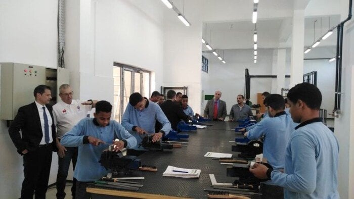 تنسيق مدرسة الطيران 2025 للمقبلين بعد الإعدادية: المصروفات والشروط وموعد التقديم