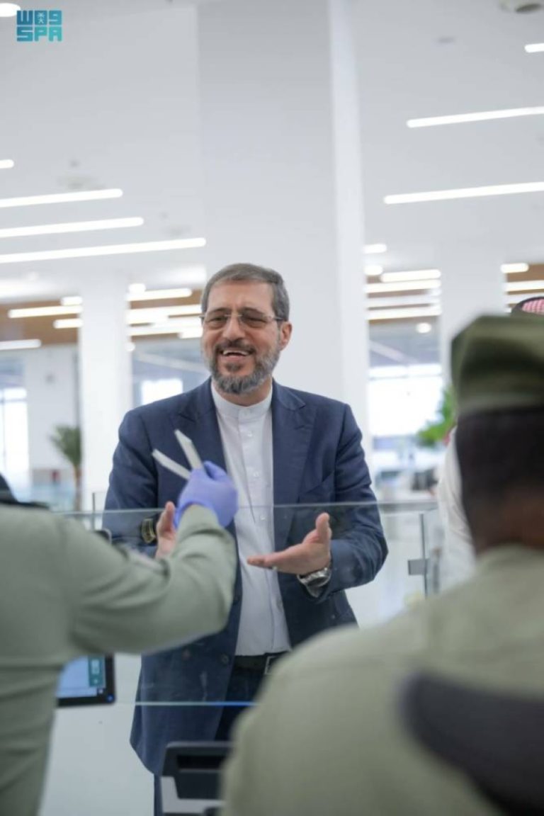 تنظيم متقن في المنافذ السعودية يؤكد عليه رئيس منظمة الحج الإيرانية