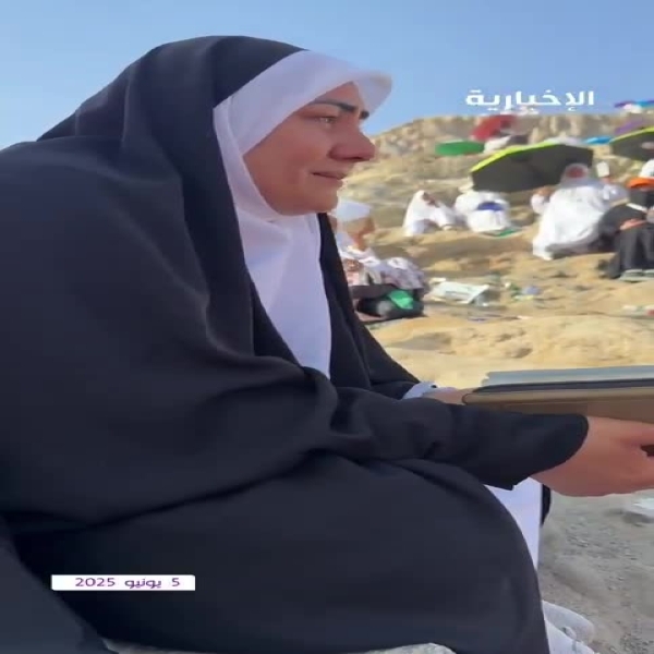 “جبل الرحمة” يحتضن تجليات الدعاء والخشوع في يوم عرفة