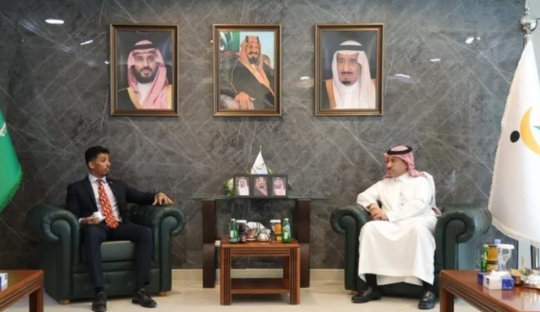 رئيس جمعية حقوق الإنسان يستضيف وفد السفارة البريطانية في المملكة