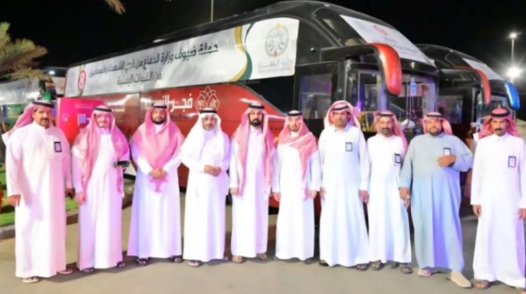 رنية ترحب بضيوف وزارة الدفاع من حجاج اليمن الذين فقدوا أبناءهم