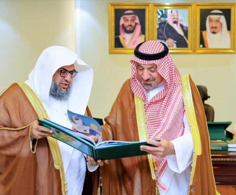 زيارة أمير نجران للتقرير السنوي لجمعية رعاية الأيتام