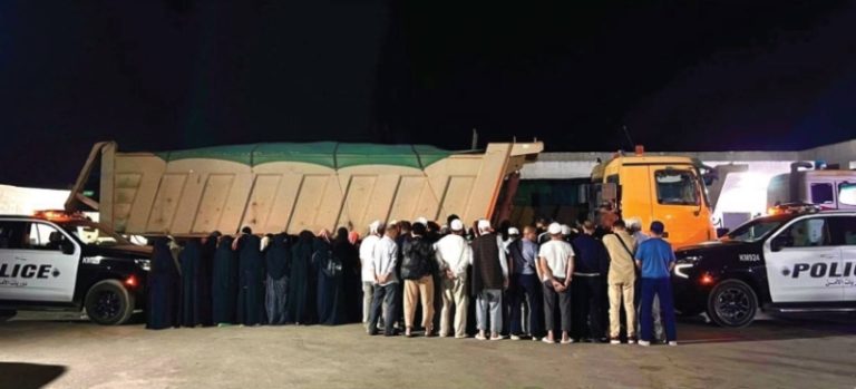 ضبط مواطنين لنقل 108 وافدين مخالفين لأنظمة الحج