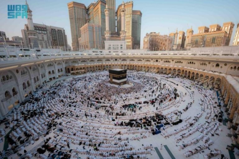 ضيوف الرحمن في المشاعر المقدسة يستفيدون من تنظيم محكم وبيئة آمنة