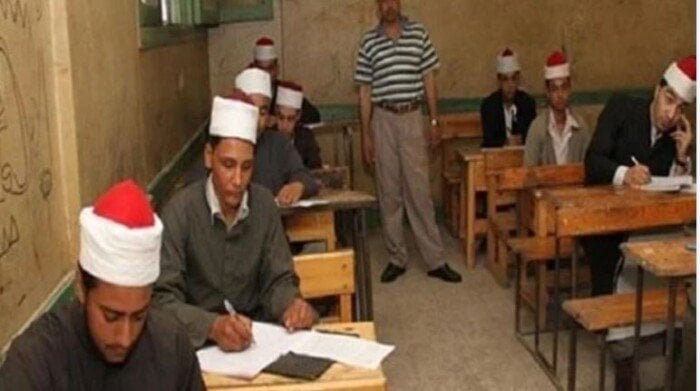 طلاب الأدبي يواجهون امتحان “التاريخ” اليوم في الثانوية الأزهرية