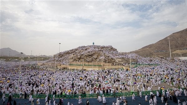 عودة رحلات حج الجمعيات الأهلية تبدأ اليوم