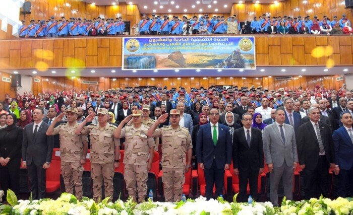 قوات الدفاع الشعبي والعسكري تجري أنشطة وفعاليات لدعم المجتمع المدني