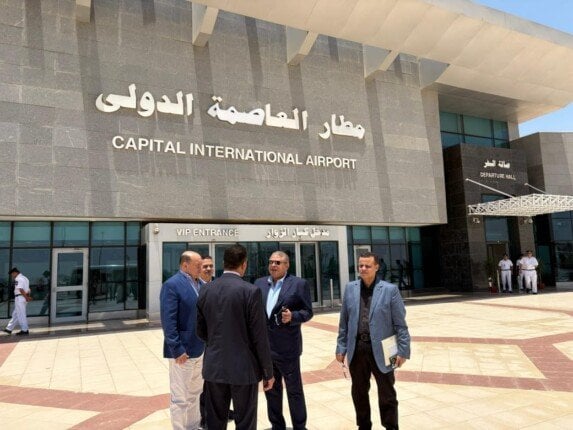 لجنة التفتيش الأمني والبيئي تتابع الأوضاع بمطار العاصمة الدولي