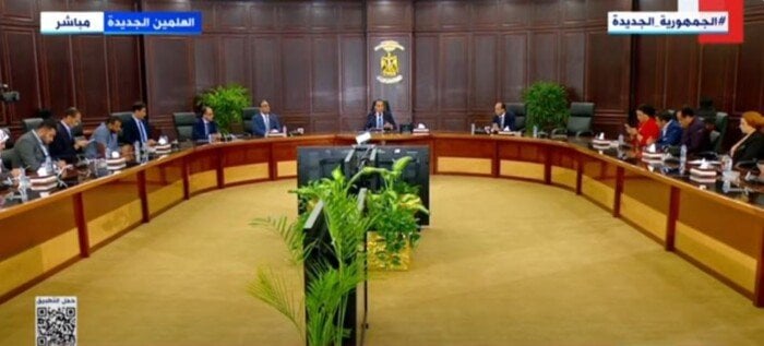 مؤتمر صحفي أسبوعي لرئيس الوزراء يبث مباشرة
